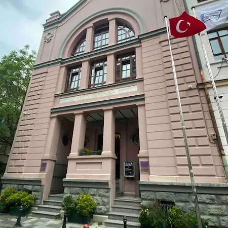 Kueltueruen Merkezinde * Istanbul