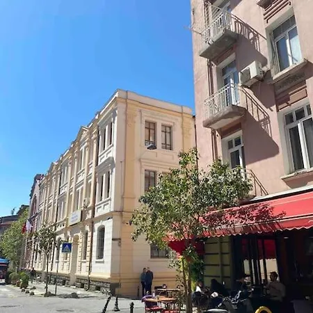 Kueltueruen Merkezinde Apartment *