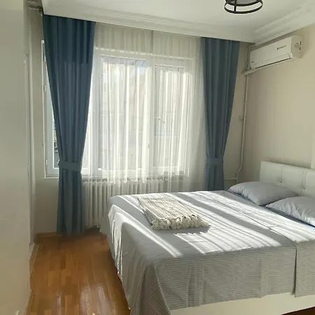 Bogaz Manzarali Ve Merkezi 2 Yatak Odali Ev * Istanbul