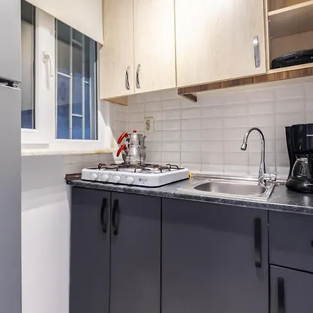 Apartment Flat Close To Shopping Malls In Sisli *