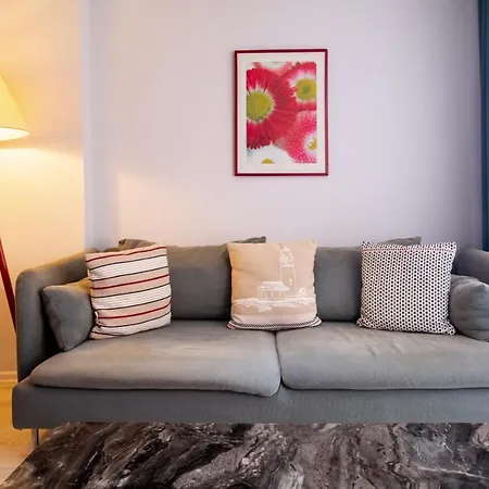 Flat Close To Shopping Malls In Sisli Istanbul