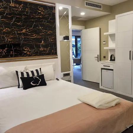 Mia Berre Hotel Istanboel