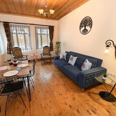 Apartment Traditional Wooden Ottoman House @grandbazaar