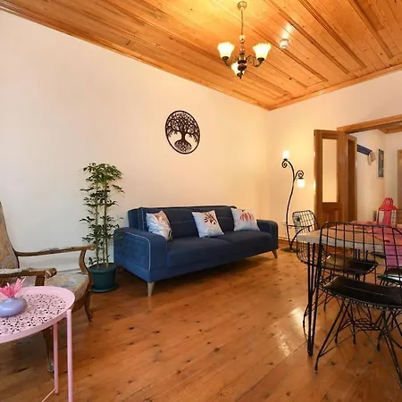Apartment Traditional Wooden Ottoman House @grandbazaar *