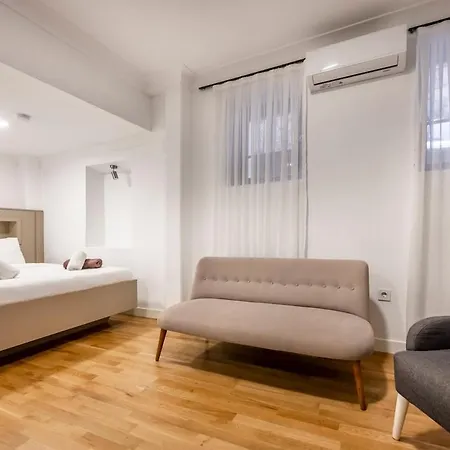 Get Spoiled In Urban Studio Innv34050 Apartment