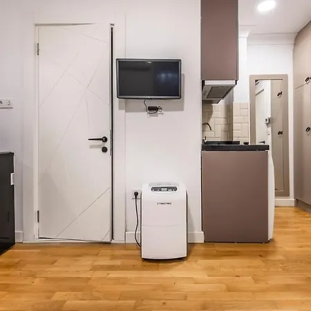 Apartment Get Spoiled In Urban Studio Innv34050