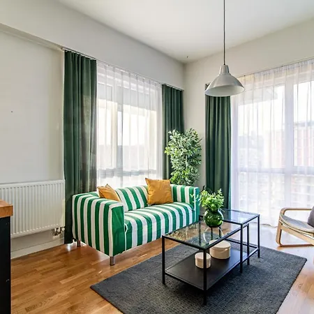 Apartment Modern Flat In Istanbul, 10 Min To Airport Metro *