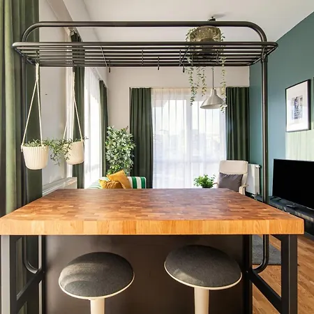 Modern Flat In Istanbul, 10 Min To Airport Metro Apartment Istanbul