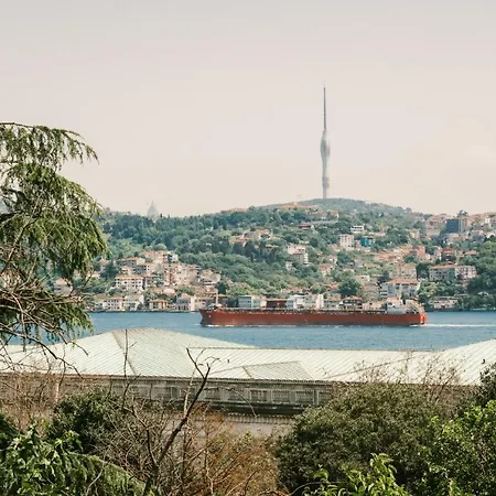Sea View Flat W Balcony 5 Min To Dolmabahce Palace *