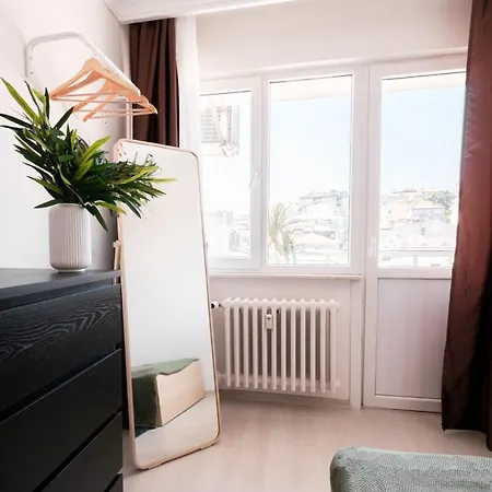 Sea View Flat W Balcony 5 Min To Dolmabahce Palace *