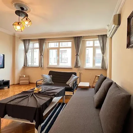 Spacious 2br Near Taksim Apartment Istanbul
