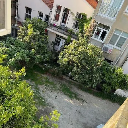 Spacious 2br Near Taksim Apartment *