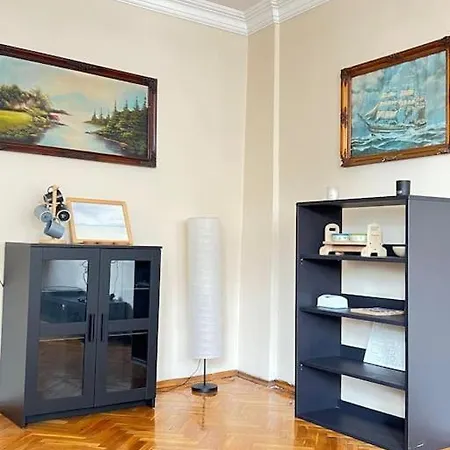 Spacious 2br Near Taksim Apartment Istanbul