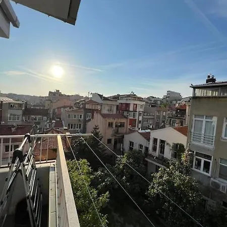 Apartment Spacious 2br Near Taksim Istanbul