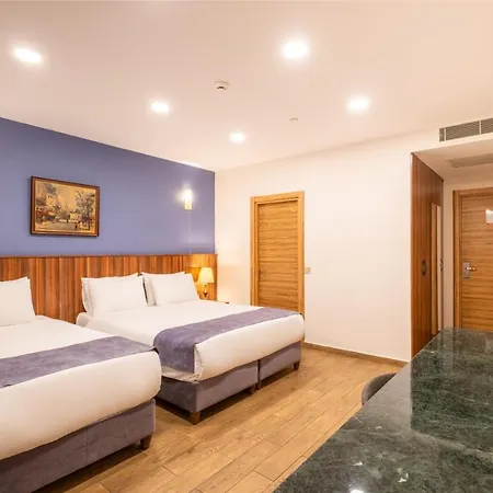 La Wisteria Boutique Hotel 4*
