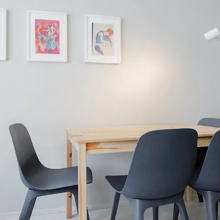 Centrally Located Chic Flat Near Macka Park Apartment