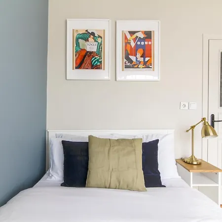 Chic And Cozy Flat Near Istiklal Street In Beyoglu Apartment *