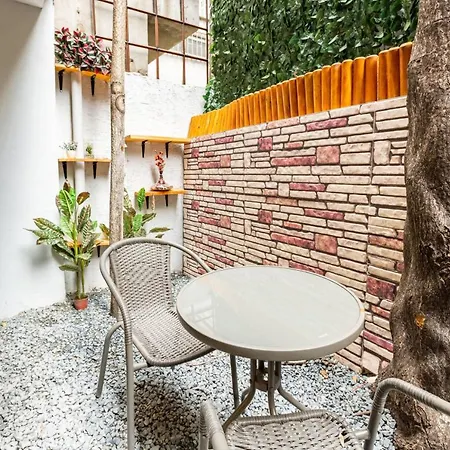Apartment Distinguished *