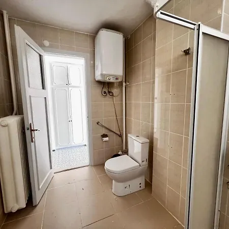 Renovated 5br With Sea View