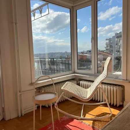 Apartment Renovated 5br With Sea View Istanbul