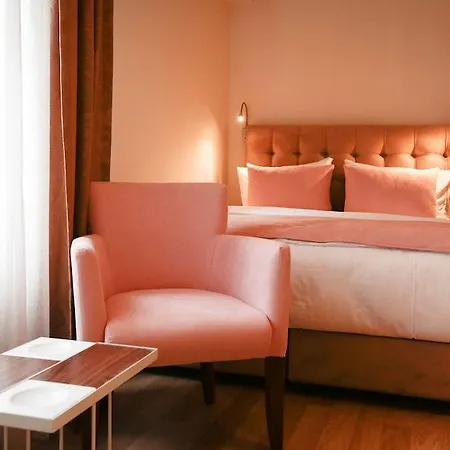 Melek Moda Otel 3*
