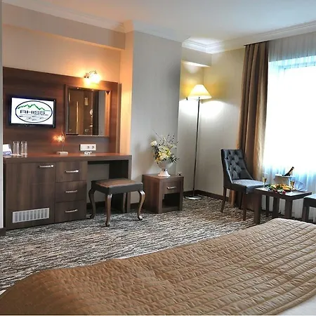 Rhiss Bostanci Hotel 3*