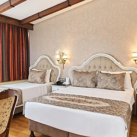 Western Empire Palace & Istanbul