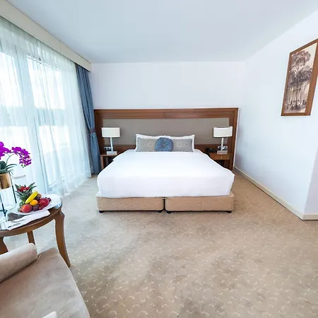 Miracle Asia Airport & Spa Hotel