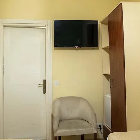 Mara Hotel 3*