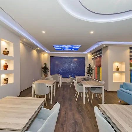 Hotel Selenay &