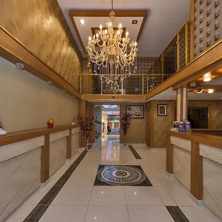 Selenay & 3* Provincia di Istanbul