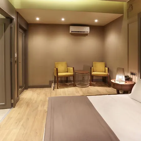 Taksim Premium 3*