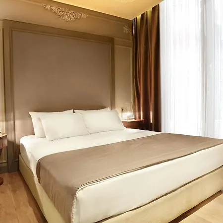 Taksim Premium Hotel