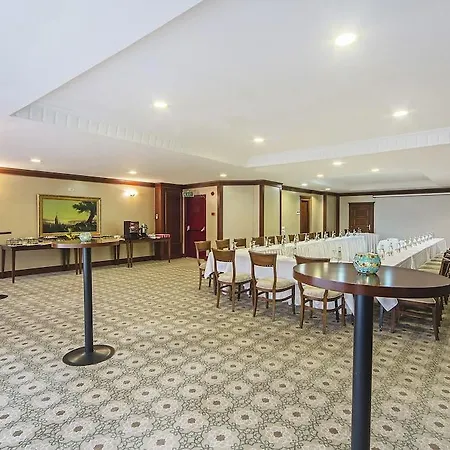 塔克西姆奥兹坦温泉大酒店