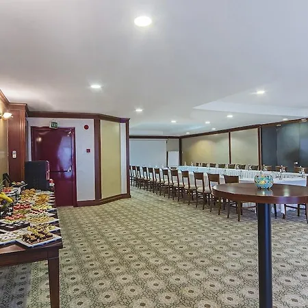 酒店 塔克西姆奥兹坦温泉大酒店 4*