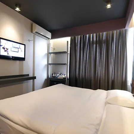 郁金香城市酒店 4*
