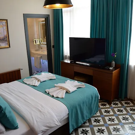 Pera Luna Hotel
