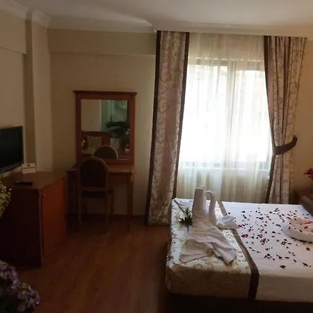 Hotel Prestige Old City