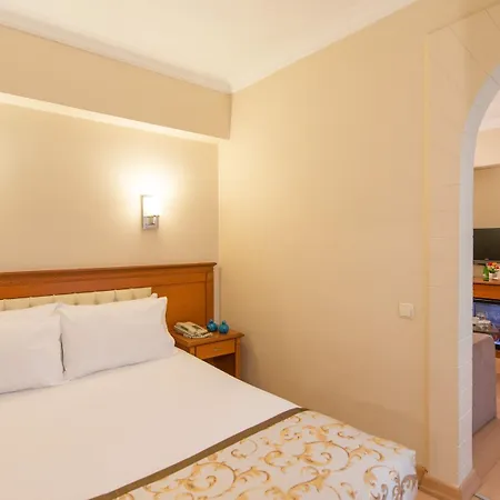 Hotel Prestige Old City