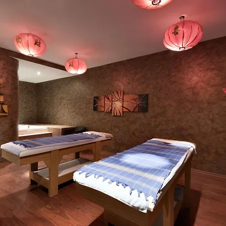Ramada & Sisli Hotel 4*