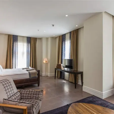 Misafir 8 Hotel
