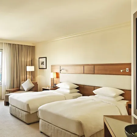 Grand Hyatt Otel 5*
