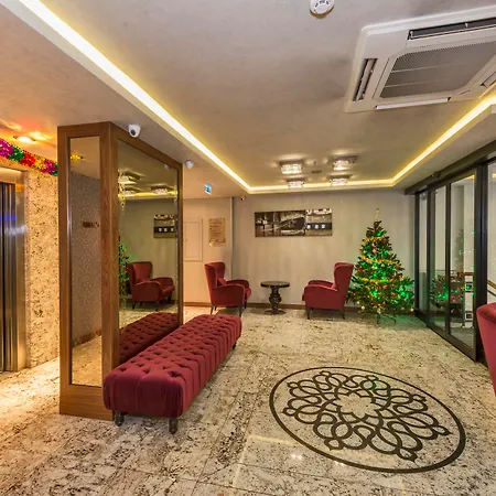 The Meretto Old City 4*