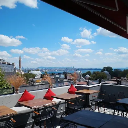 Nomade Hotel