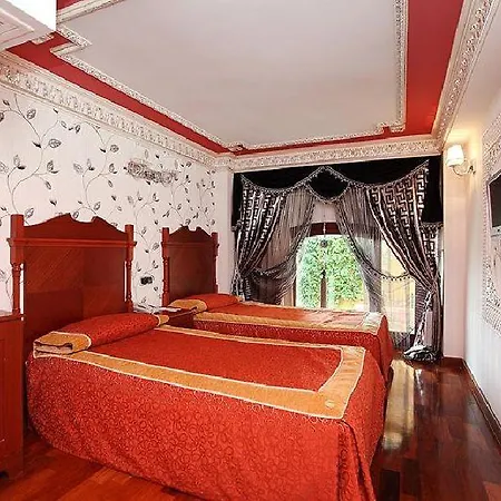 Hotel Deluxe Golden Horn Sultanahmet 4*