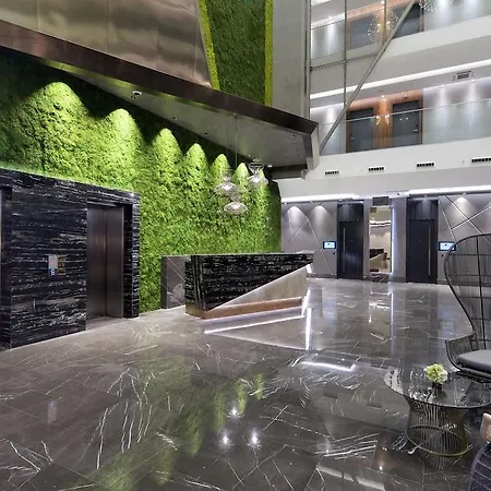 Doubletree By Hilton - Piyalepasa Istambul