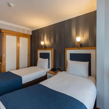 Nova Plaza Taksim Square 4*