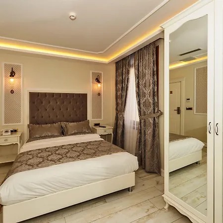 Отель Zeynep Sultan 3*