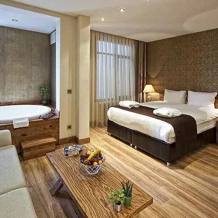 Triada 4* Istanbul