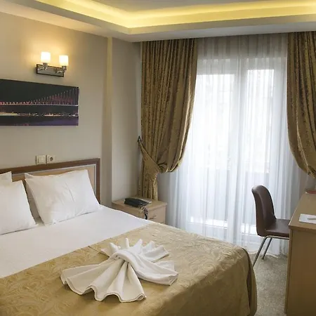 Martinenz Hotell 3*